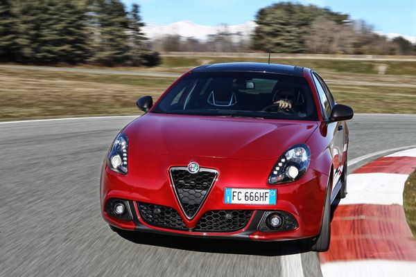 ALFA ROMEO Giulietta Confort Une élégante compacte aux